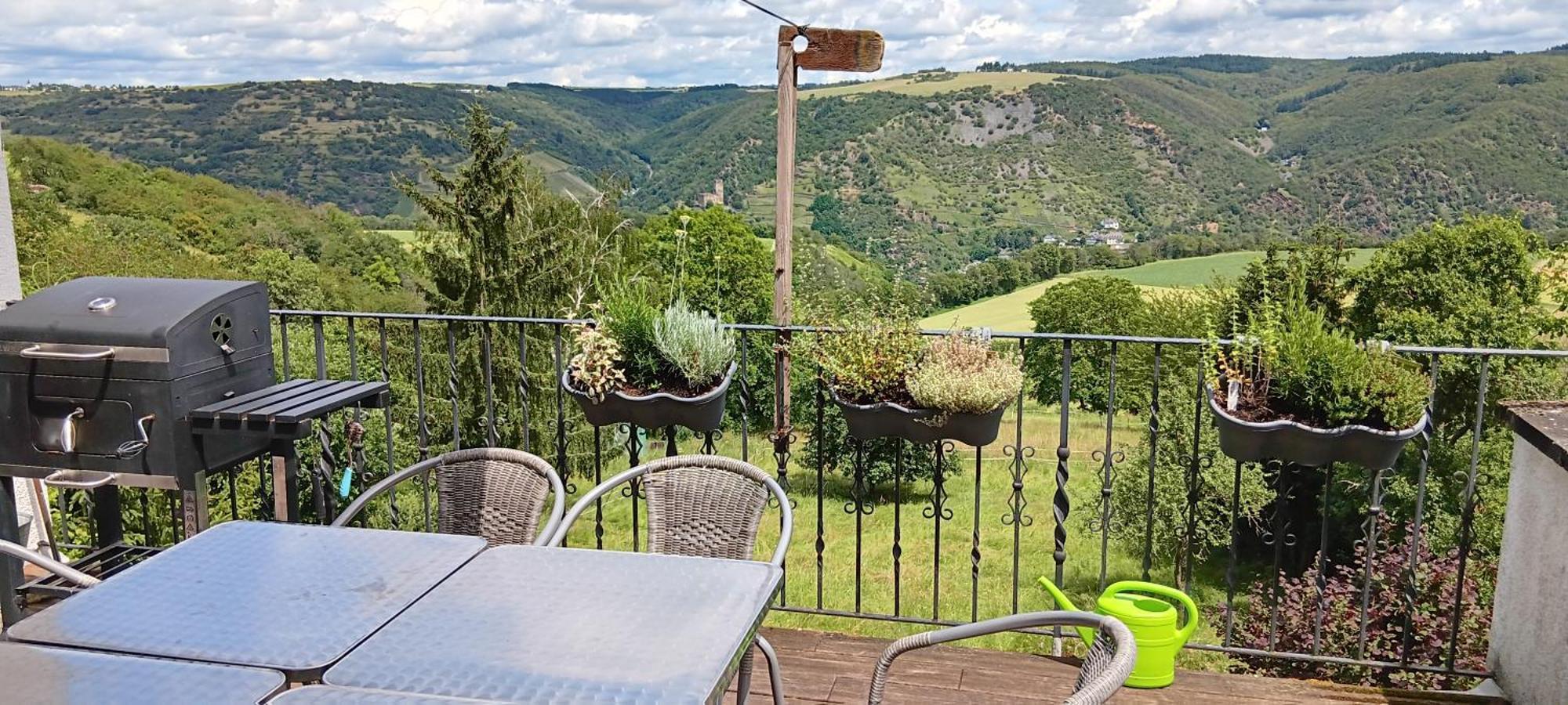 Exklusive Ferienwohnung Lurelei 150 Qm Mit Traumblick 4 Bis 9 P Bacharach Bagian luar foto